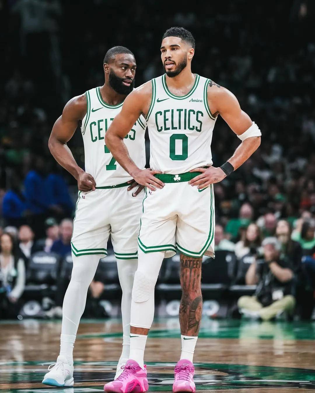 爵士陷入低谷，状态爆棚连败，塔图姆球队命运悬念！