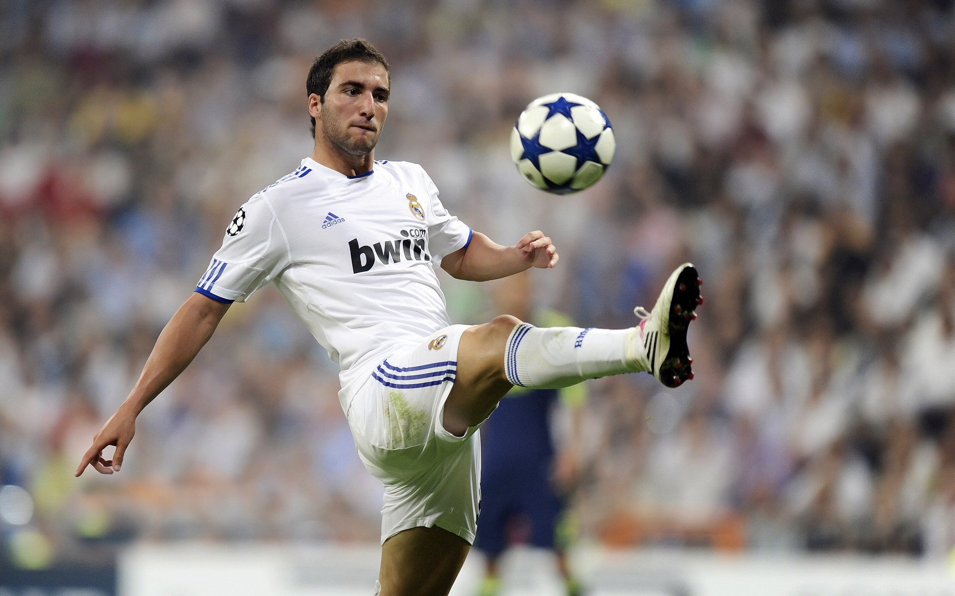  又见绝平！罗马与川崎前锋鏖战至终场，哈兰德读秒救主